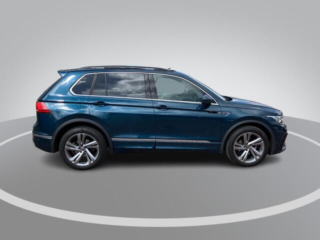 Volkswagen TIGUAN 1.5TSI/150PK R-Line DSG · Panoramadak · Harman Kardon sound · Apple/Android Car Play · Camera + Parkeersensoren