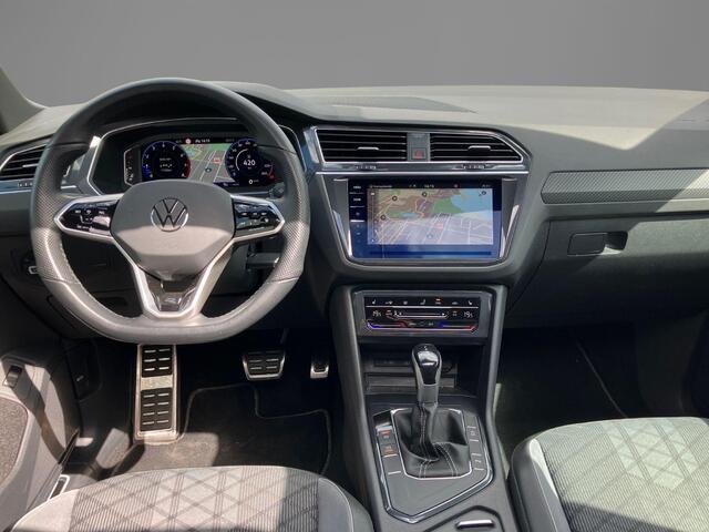Volkswagen TIGUAN 1.5TSI/150PK R-Line DSG · Panoramadak · Harman Kardon sound · Apple/Android Car Play · Camera + Parkeersensoren