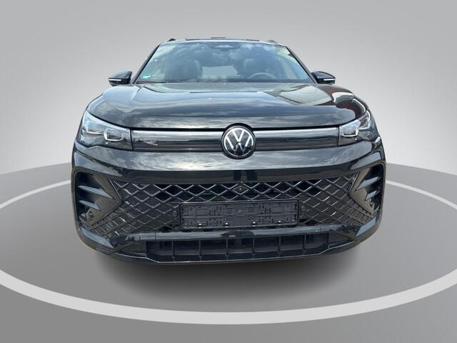 Volkswagen TIGUAN 1.5eHybrid/204PK DSG R-Line · Panoramadak · Leder · 360 Camera · Stoelventilatie · Massage · Keyless · Harman Kardon Audio · Garantie t/m 03-04-2030 of 100.000km