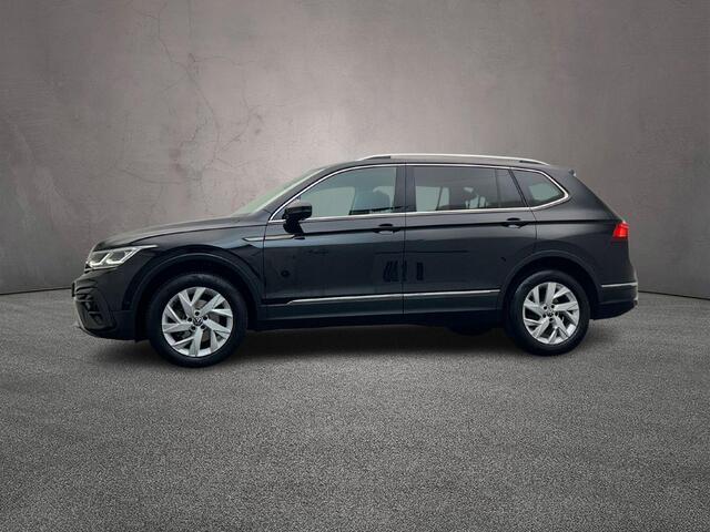 Volkswagen TIGUAN Allspace Elegance 7p. 1.5 TSI 150pk DSG Automaat 3e zitrij, Adaptive cruise control, Elektrische achterklep, Achteruitrijcamera, Navigatie, LED matrix koplampen