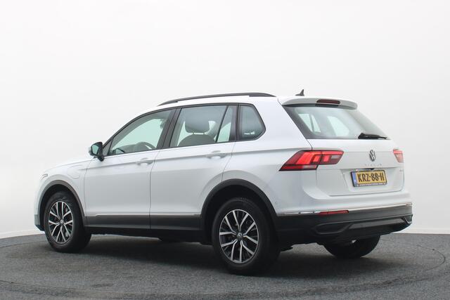 Volkswagen TIGUAN 1.4 TSI DSG Plug-in Hybrid Life Navigatie, Camera, Apple CarPlay, ACC, Stoelverwarming, 17"