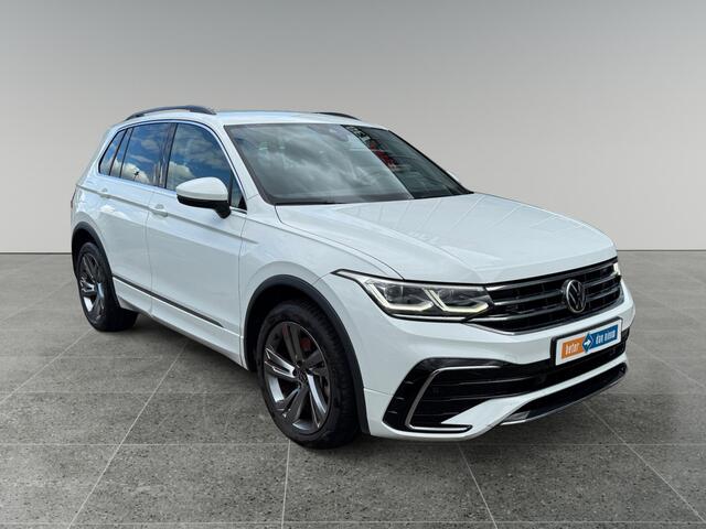 Volkswagen TIGUAN 1.4 245pk TSI eHybrid R-Line Business+ Navigatie 'Discover Media' | Parkeersensoren vóór en achter | Adaptive Cruise Control