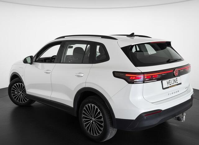 Volkswagen TIGUAN 1.5 TSI 204PK eHybrid [PHEV] DSG LIFE 360° CAMERA/HARMAN/TREKHAAK/HEAD-UP *Fabrieksgarantie 2030*