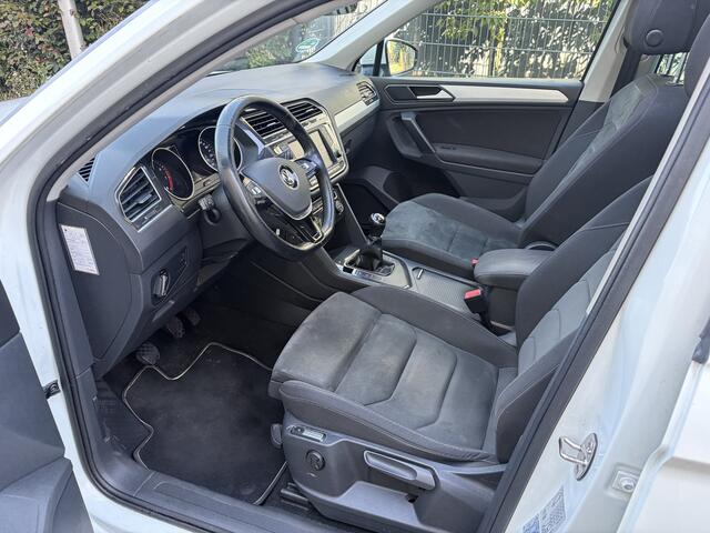 Volkswagen TIGUAN 1.4 TSI Comfortline / NAVI / CRUISE / PANORAMADAK / 155dkm! NAP!
