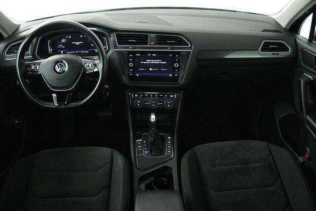 Volkswagen TIGUAN 1.5 TSI ACT Highline (PANORAMADAK, DIGITALE COCKPIT, ACHTERUITRIJCAMERA, STOELVERWARMING,