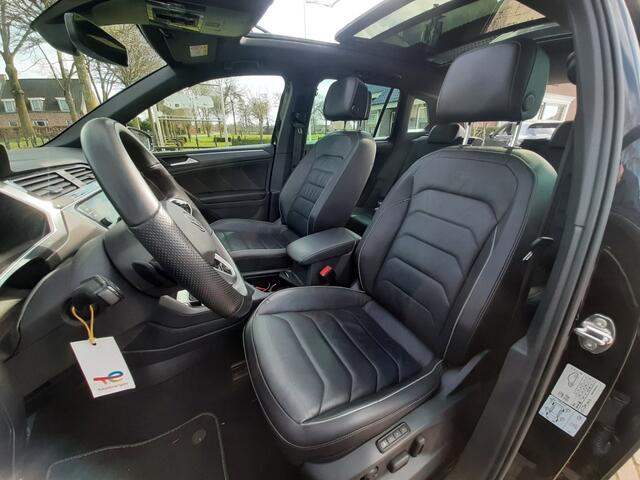 Volkswagen TIGUAN 1.5 TSi 150pk R-LINE BTW-AUTO IQ-LIGHT Elek.-Trekhaak Panoramadak Navigatie Leer Adap.cruise-control