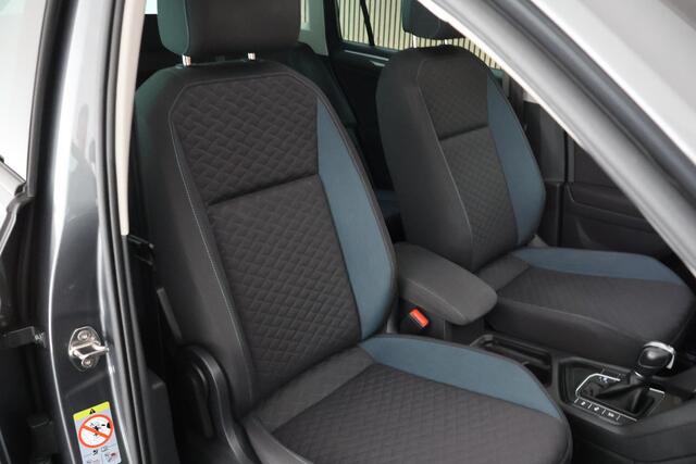 Volkswagen TIGUAN 1.5 TSI 150pk DSG Highline Business R Trekhaak Panoramadak Camera Stoelverwarming Navigatie