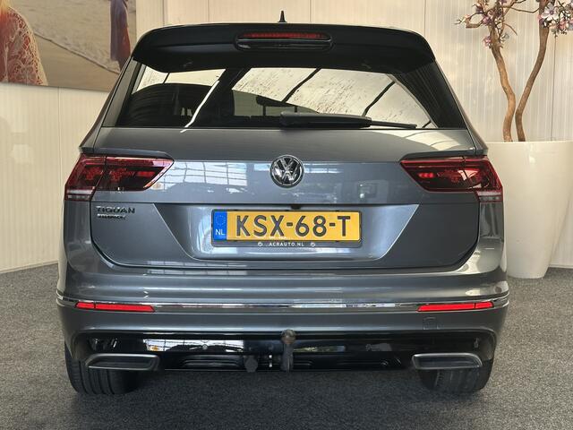 Volkswagen TIGUAN ALLSPACE 1.5 TSI HIGHLINE BUSINESS R AUTOMAAT 7 PERSOONS NAVIGATIE ADAPTIVE CRUISE CONTROL PANORAMA SCHUIF/KANTELDAK APPLE CARPLAY/ANDROID RIJSTROOKSENSOREN KEYLESS GO TREKHAAK ZEER MOOI !!