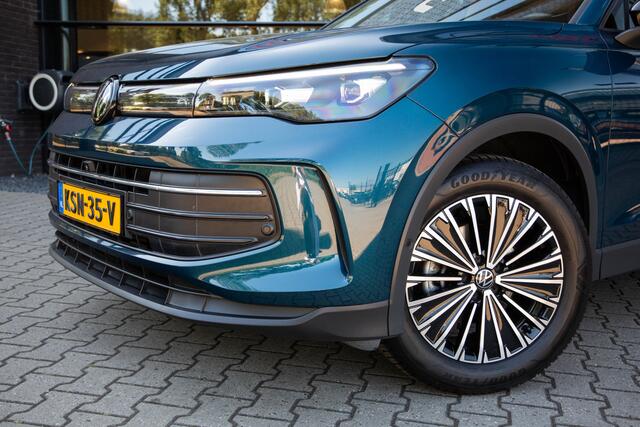 Volkswagen TIGUAN 1.5 eTSI Life Edition ,Adap. cruise, rondomzicht camera, Stoel/stuurverwarming, Apple Carplay,