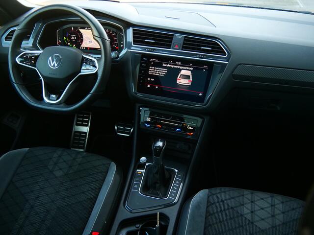 Volkswagen TIGUAN 1.4 TSI eHybrid R-Line Business+ 245 Pk Automaat Navi / DAB / Apple Carplay / Camera / Stoelverwarming