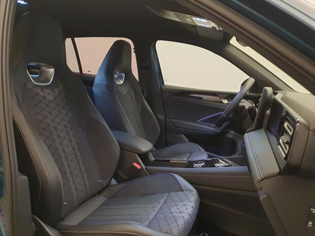 Volkswagen TIGUAN 1.5 eHybrid 204pk DSG/AUT R-Line Edition Wegklapbare trekhaak, 360 Camera, Matrix led