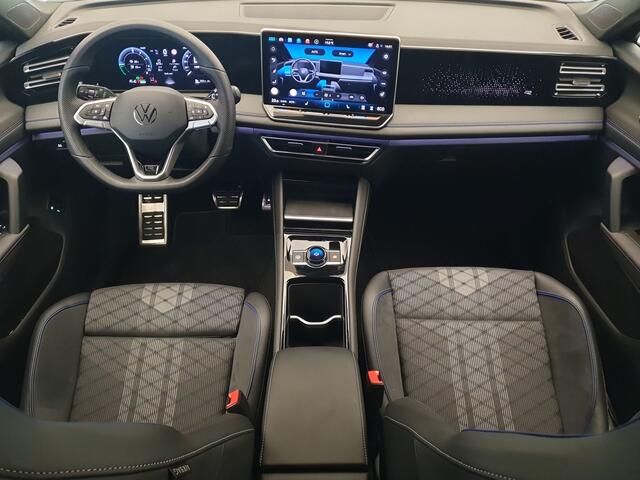 Volkswagen TIGUAN 1.5 eHybrid 204pk DSG/AUT R-Line Edition Wegklapbare trekhaak, 360 Camera, Matrix led