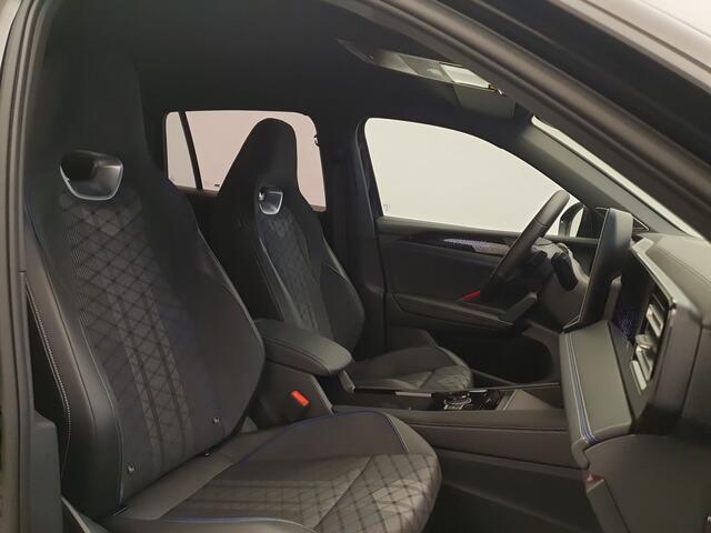 Volkswagen TIGUAN 1.5 eHybrid 272pk DSG/AUT R-Line Wegklapbare trekhaak, Harman/Kardon, Winterpakket, HUD