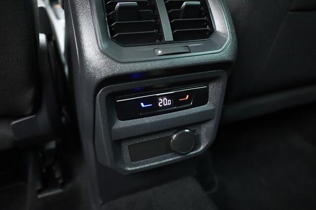 Volkswagen TIGUAN 1.5 TSI Life | Rijklaar!! | Adapt. Cruise | Trekhaak | Navi | Stoel- Stuurverw. | All Season | Apple CarPlay |