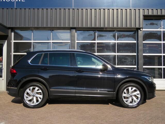 Volkswagen TIGUAN 1.4 TSI 245pk eHybrid Elegance / Head Up / Trekhaak / IQ Light / Stoel + stuurverw. / Camera / BOVAG garantie