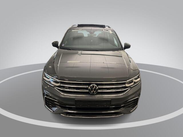 Volkswagen TIGUAN 1.4 TSI 245pk DSG eHybrid R-Line Business+ · Panoramadak · Camera · IQ.Light · Apple/Android Car Play · Navigatie · 19'' Inch ·