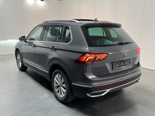 Volkswagen TIGUAN 1.4 TSI eHybrid Elegance / AUTOMAAT/ TREKHAAK/ PANO/ KEYLESS/ ADAPT-CRUISE/ DIGITAL DASH/ APP-CONNECT/ NAVI/ PARK. SENSOREN + CAMERA/ CLIMATE/ STOELVERWARMING