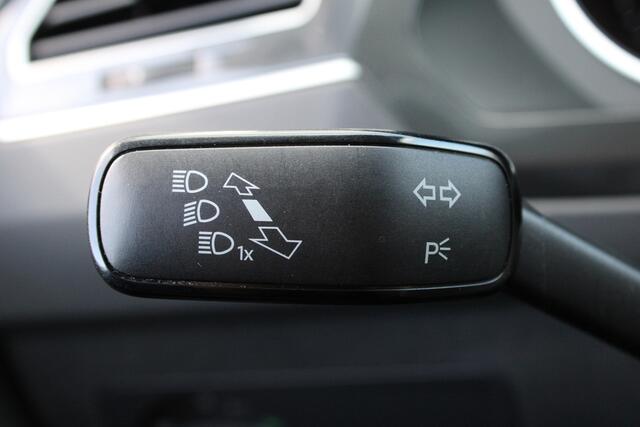 Volkswagen TIGUAN 1.5 TSI ACT Comfortline Business