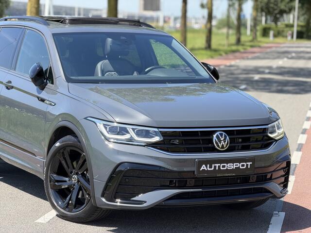 Volkswagen TIGUAN R-Line 1.5 TSI Pano IQ Light ACC Trekhaak