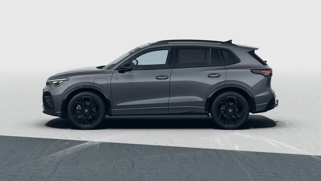Volkswagen TIGUAN 1.5 eHybrid 204 6DSG R-Line Edition | 'App-Connect' draadloze smartphone integratie | Automatische afstandsregeling (Adaptive Cruise Control) | Black Style Pakket