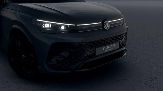 Volkswagen TIGUAN 1.5 eHybrid 204 6DSG R-Line Edition | 'App-Connect' draadloze smartphone integratie | Automatische afstandsregeling (Adaptive Cruise Control) | Black Style Pakket