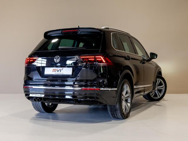 Volkswagen TIGUAN 1.4 TSI 4Motion R-Line / 150pk / NL Auto / Panorama dak / Trekhaak / Rondomzicht camera / Leder /