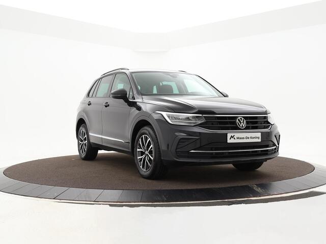 Volkswagen TIGUAN 1.4 TSI eHybrid 245pk DSG Life Business · Camera · Inklap. Trekhaak · Stuur- & Stoelverwarming · Apple/Android Car Play · Elek. Achterklep ·