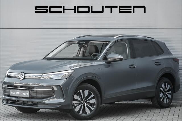 Volkswagen TIGUAN 1.5 eHybrid 30 Year Ed Style Pano IQ Winterpack 360° Elek Trekhaak ACC