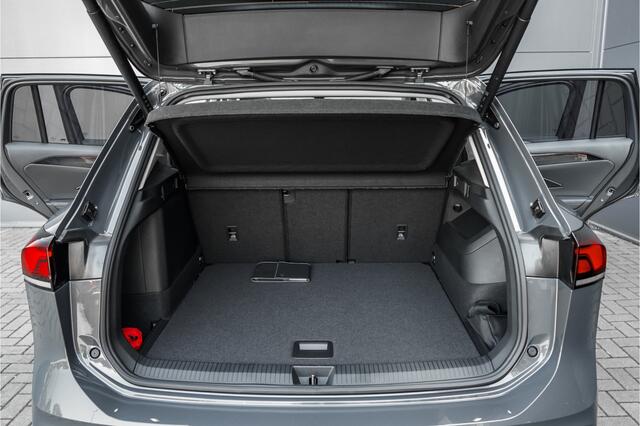 Volkswagen TIGUAN 1.5 eHybrid 30 Year Ed Style IQ Winterpack 360° Elek Trekhaak ACC