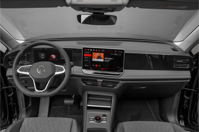 Volkswagen TIGUAN 1.5 eHybrid 30 Year Ed Style IQ Pano Winterpack 360° Trekhaak ACC