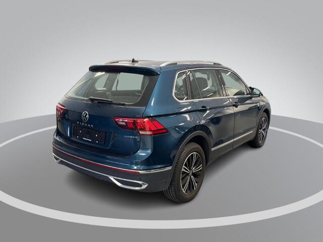 Volkswagen TIGUAN 1.4 TSI eHybrid 245pk DSG Life Business · Camera · Apple/Android Car Play · Wegklapbare Trekhaak · Stoelverwarming · Navigatie · P-Sensoren · 18'' Inch ·