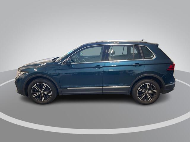 Volkswagen TIGUAN 1.4 TSI eHybrid 245pk DSG Life Business · Camera · Apple/Android Car Play · Wegklapbare Trekhaak · Stoelverwarming · Navigatie · P-Sensoren · 18'' Inch ·