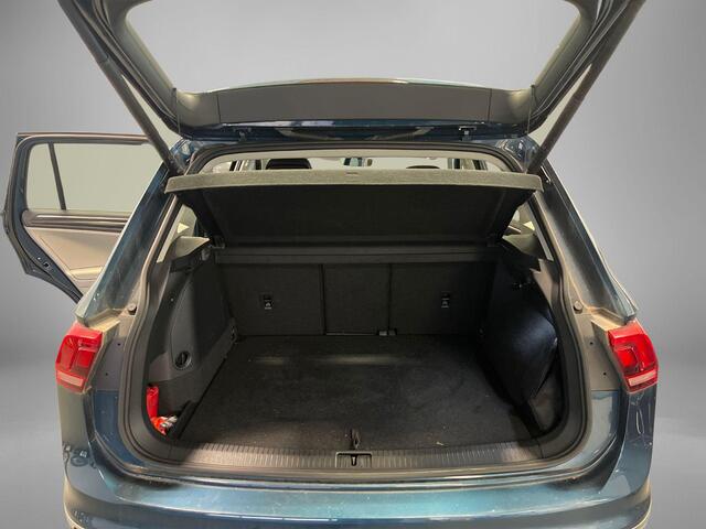 Volkswagen TIGUAN 1.4 TSI eHybrid 245pk DSG Life Business · Camera · Apple/Android Car Play · Wegklapbare Trekhaak · Stoelverwarming · Navigatie · P-Sensoren · 18'' Inch ·