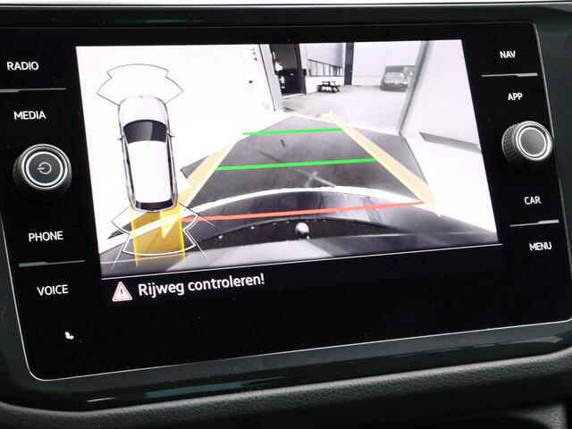 Volkswagen TIGUAN 1.4 TSI eHybrid 245pk DSG Life Business · Camera · Inklap. Trekhaak · Dodehoeksensor · ACC · Keyless · Elek. Achterklep · Apple/Android Car Play ·