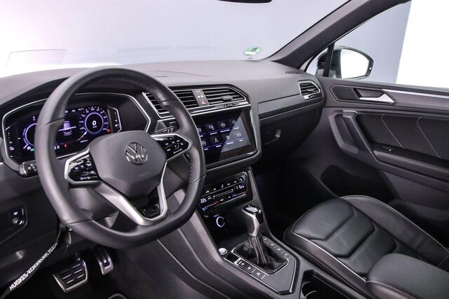 Volkswagen TIGUAN R-Line Business+ 1.4 TSI eHybrid 245pk DSG Automaat Trekhaak, Black Style, Panoramadak, Head up display, Adaptive cruise control, Elektrische achterklep
