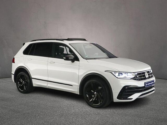 Volkswagen TIGUAN R-Line Business+ 1.4 TSI eHybrid 245pk DSG Automaat Trekhaak, Black Style, Panoramadak, Head up display, Adaptive cruise control, Elektrische achterklep
