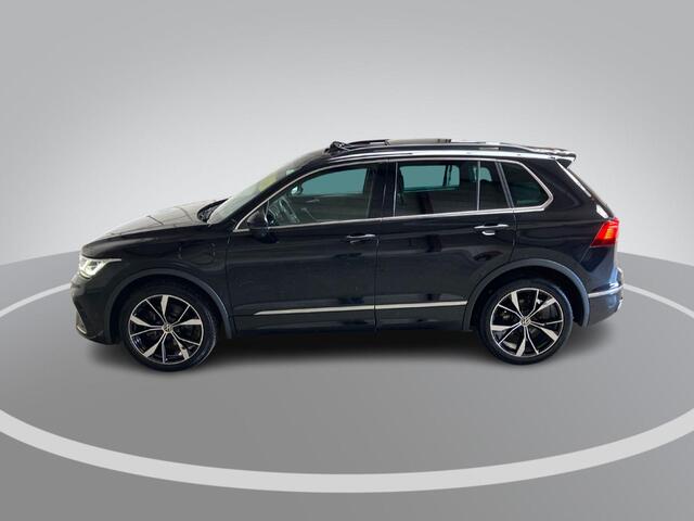 Volkswagen TIGUAN 1.4TSIeHybrid 180kW/245PK DSG R-Line · Panoramadak · Trekhaak · 360°Camera + Parkeersensoren · 20'' · Apple/Android Car Play ·