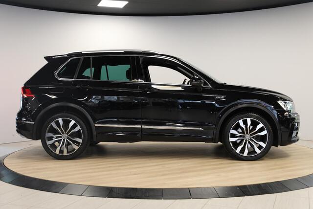 Volkswagen TIGUAN 2.0 TSI 4Motion Highline Business R | Schuif- kanteldak | Elektrische trekhaak | Memory