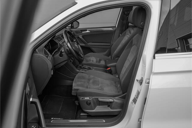 Volkswagen TIGUAN 1.5 TSI DSG R-Line Pano ACC Camera CarPlay 20" Suzuka
