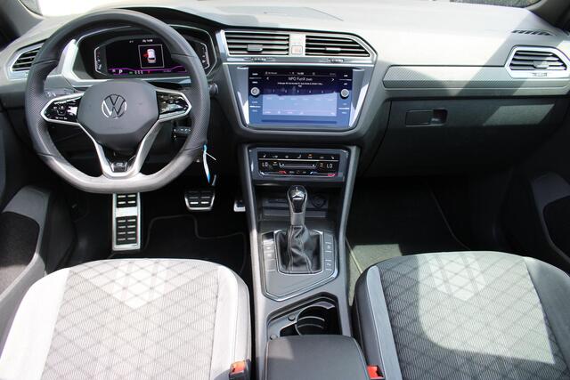 Volkswagen TIGUAN 1.5 TSI R-Line | Black-Style | Panoramadak | Adaptieve Cruise Control |