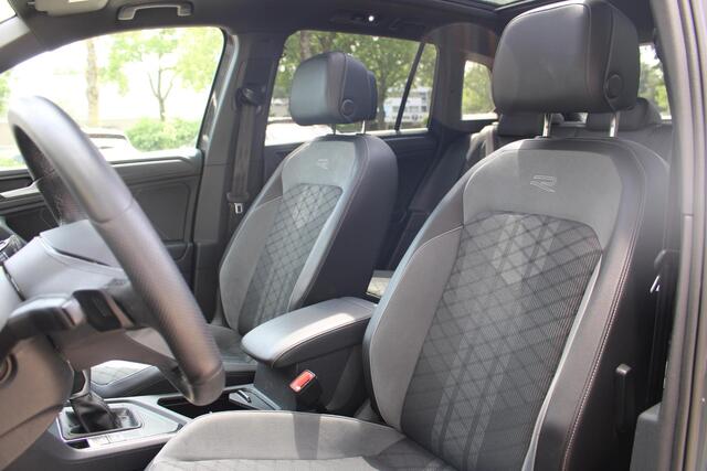 Volkswagen TIGUAN 1.5 TSI R-Line | Black-Style | Panoramadak | Adaptieve Cruise Control |