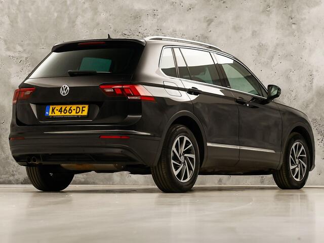 Volkswagen TIGUAN 1.5 TSI ACT Highline 150Pk Automaat (VIRTUAL COCKPIT, APPLE CARPLAY, GROOT NAVI, CAMERA, STOELVERWARMING, SPORTSTOELEN, GETINT GLAS, ADAPTIVE CRUISE, NIEUWSTAAT)