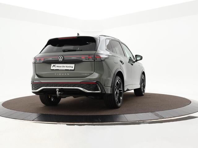 Volkswagen TIGUAN 1.5 eHybrid 272pk DSG R-Line Edition · Panoramadak · 360 Camera · Harman Kardon Audio · Inklap. Trekhaak · Matrix LED · Head-Up Display · Keyless · Garantie t/m 19-11-2030 of 100.000km