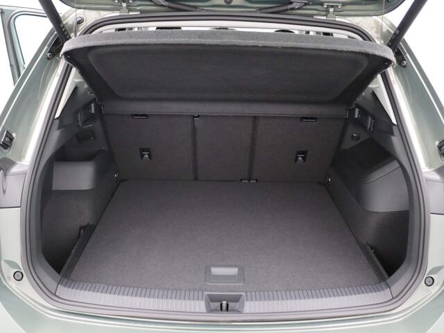 Volkswagen TIGUAN 1.5 eTSI Life Edition 150PK DSG Trekhaak, Achteruitrijcamera, Elektr. Achterklep, Stoel-Stuurverwarming, 17" LM Velgen, Keyless, Side Assist, Navi