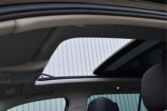 Volkswagen TIGUAN 1.4 TSI eHybrid Business SOH 93% Panorama, ErgoActive massage, Head-up, Virtual cockpit, Stoel/stuurverwarming, Elek. achterklep