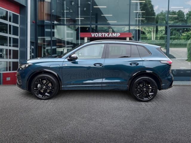 Volkswagen TIGUAN 1.5 TSI eHYBRID R-LINE TREKHAAK/360CAM/ELEK-KLEP/ACC/HUD/STOEL+STUURVERW