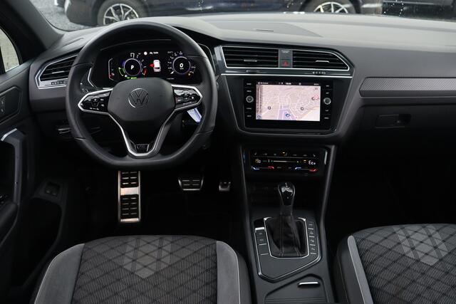 Volkswagen TIGUAN 1.4 TSI eHybrid R-Line | Trekhaak | ACC | 19 Inch |