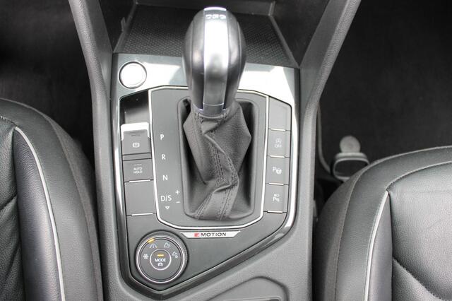 Volkswagen TIGUAN 2.0 TSI 4 Motion / HL BUS. / R-Line / Zeer compleet / Pano / Trekhaak