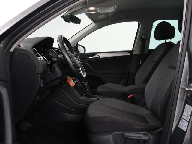 Volkswagen TIGUAN 2.0 TSI 4Motion Highline Business R | Adaptive cruise | Carplay | Stuur/stoel verwarming | 3 zone klimaat | Climate control | Bluetooth | Navigatie | Elektrische achterklep