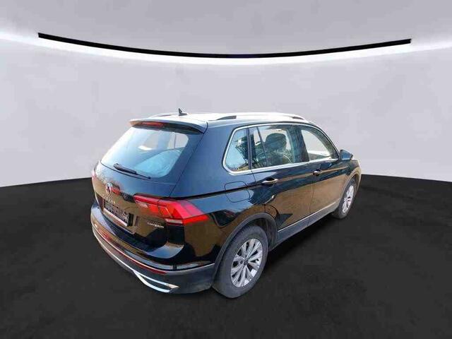 Volkswagen TIGUAN 1.4 TSI eHybrid 245pk DSG Elegance / Navigatie / Matrix LED / Camera